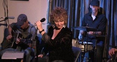 Lisa Tingle - Red House (live at Bayou Concerts)